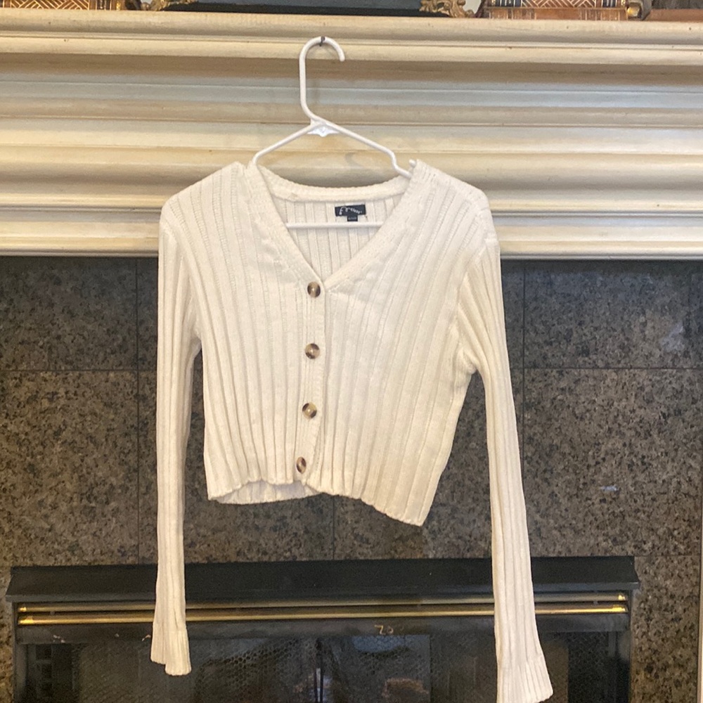 White Art Class Sweater Size XL 14-16